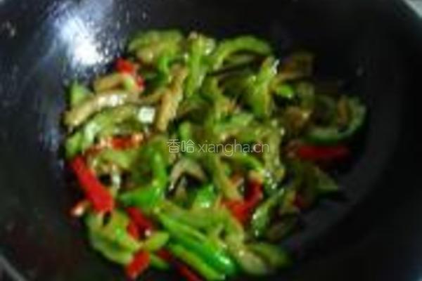 苦瓜炒茄子的做法图解6