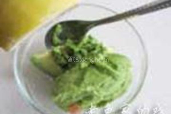 鲜贝鳄梨沙拉的做法图解3