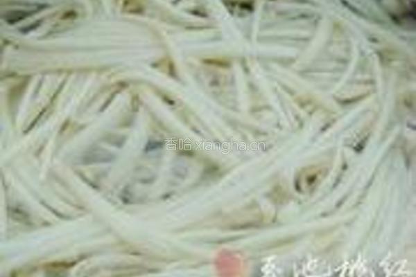 金针菇拌紫甘蓝的做法图解1