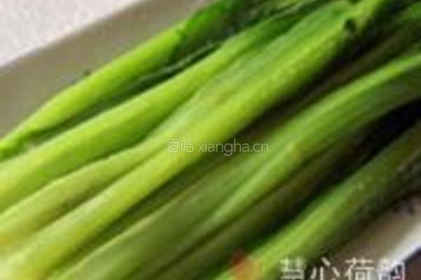 豆豉鲮鱼油麦菜的做法图解6