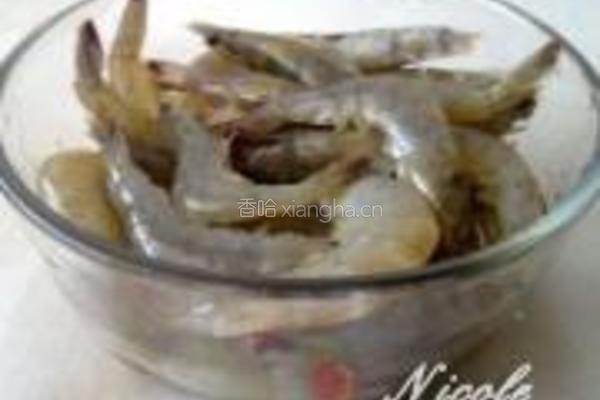 啤酒虾的做法图解1