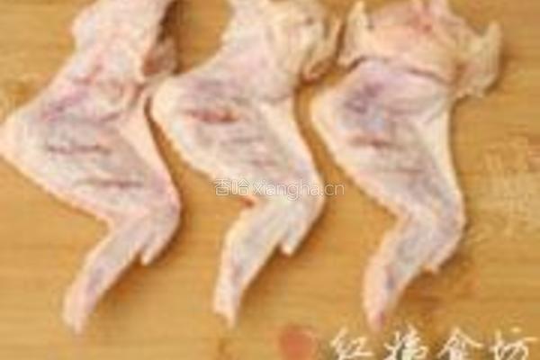 菠萝鸡翅的做法图解2