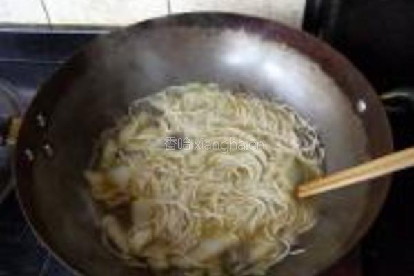 娃娃菜牛肉面的做法图解9