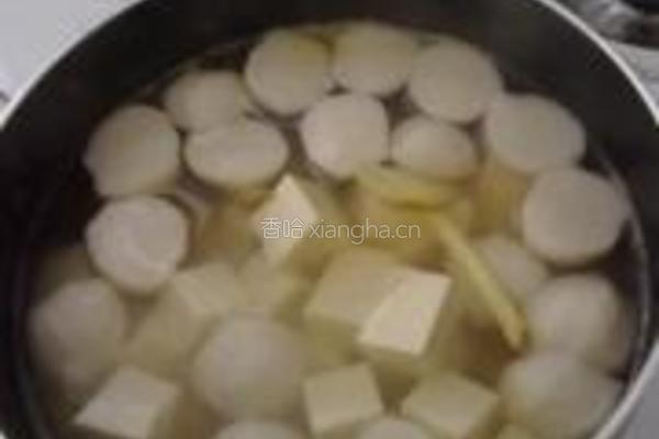 青菜豆腐鱼丸汤的做法图解3