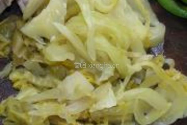 咸菜炒猪肚的做法图解1
