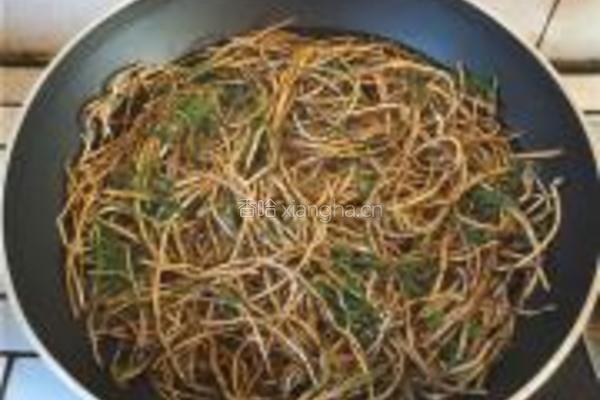 凉拌野生芦蒿的做法图解3
