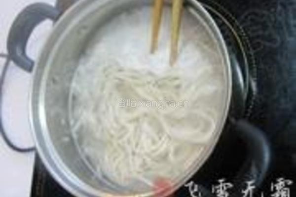 什锦炒面的做法图解3