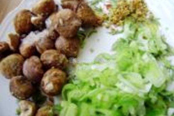 白菜烧板栗的做法图解2