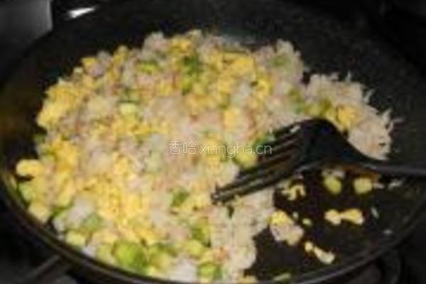 蟹肉炒饭的做法图解10