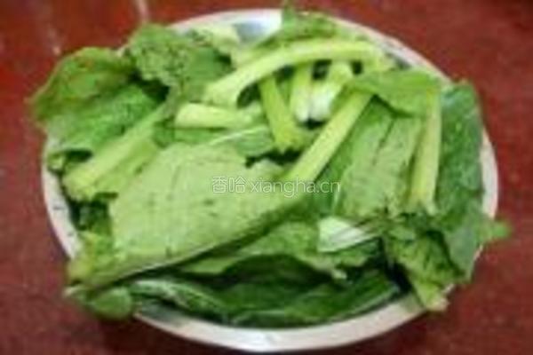 咸蛋芥菜汤的做法图解1