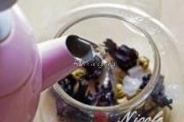 洛神菊花茶的做法图解3
