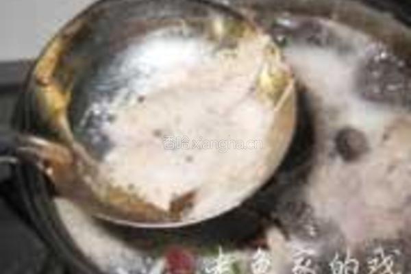红花排骨南瓜浓汤的做法图解4