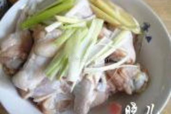 耗油啤酒鸡翅根的做法图解2