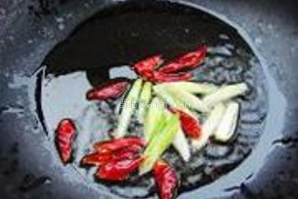 金针菇炒羊肉卷的做法图解2