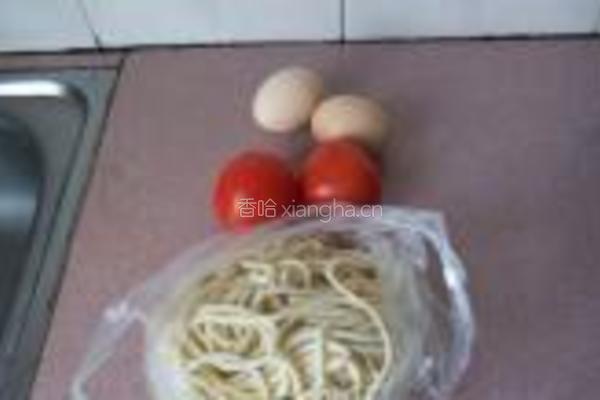 西红柿鸡蛋面的做法图解1