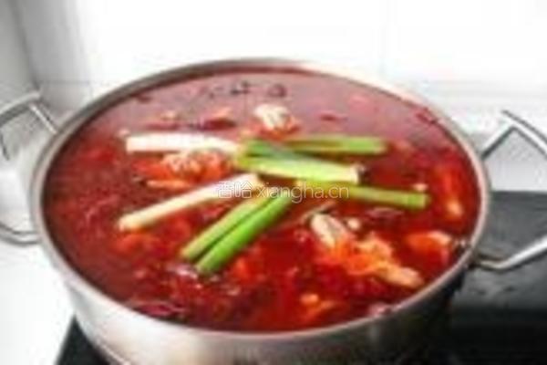 麻辣排骨鲫鱼火锅的做法图解9