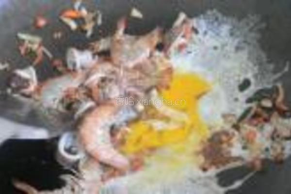 泰式黄梨炒饭的做法图解3