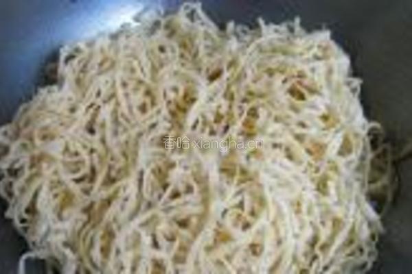 豆芽焖面的做法图解12