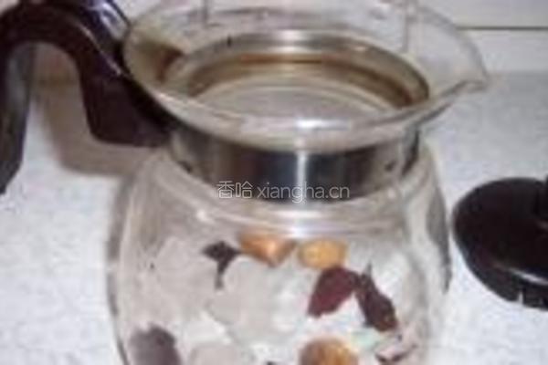 无花果洛神花茶的做法图解4
