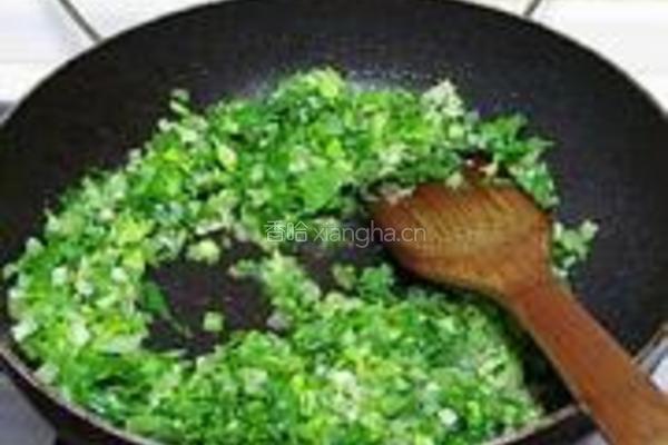 芹菜牛肉炒饭的做法图解6
