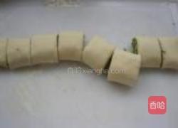 椒盐香葱花卷的做法图解6