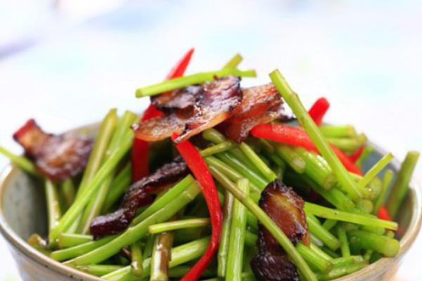 芦蒿炒腊肉