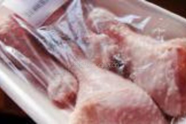 鸡腿肉焖饭的做法图解1