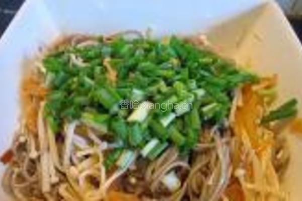 金针菇海蜇拌荞麦面的做法图解7