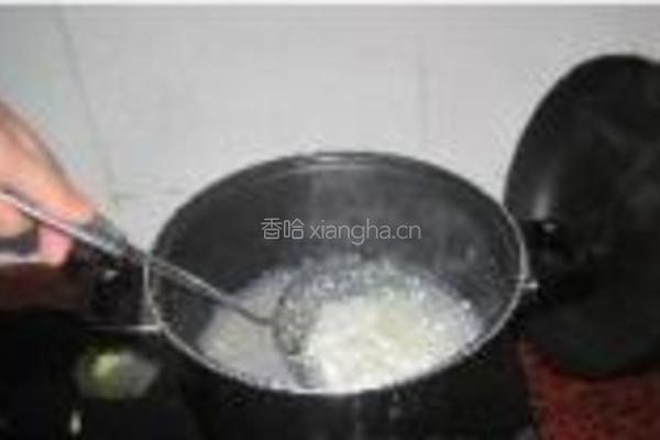 蛤蜊汤河粉的做法图解7