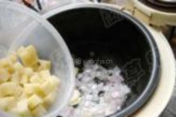 咖喱牛肉焖饭的做法图解4