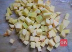 南瓜奶油拌面的做法图解1