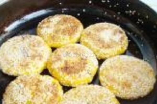芝麻香南瓜饼的做法图解10