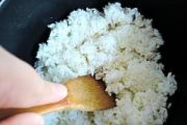 扬州蛋炒饭的做法图解2