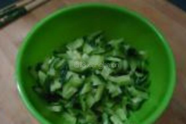 蒜蓉辣酱拌凉面的做法图解3