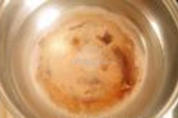 红糖银耳莲子大枣羹的做法图解3