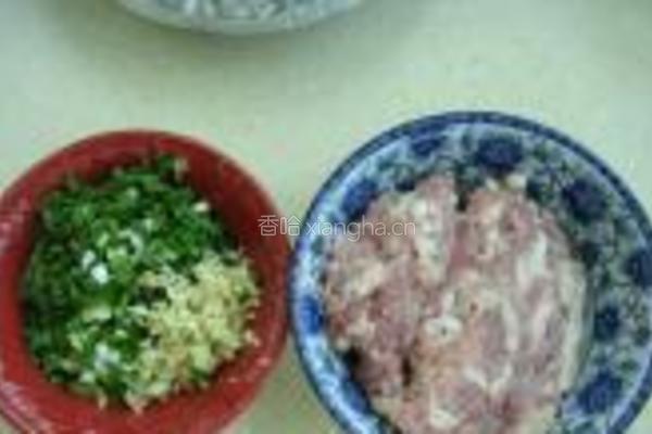 白萝卜肉包的做法图解2