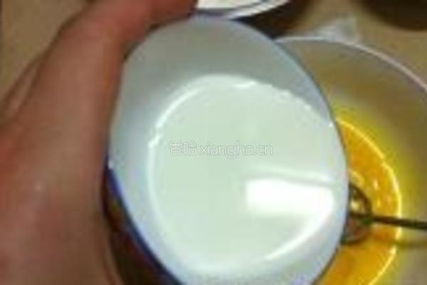 粘米粉戚风蛋糕的做法图解3
