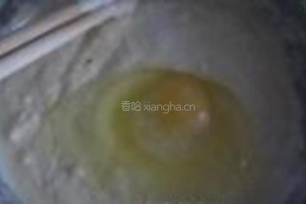 玉米面鸡蛋饼的做法图解2