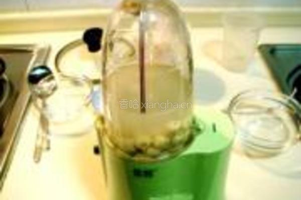 绿豆桂圆莲子糕的做法图解12
