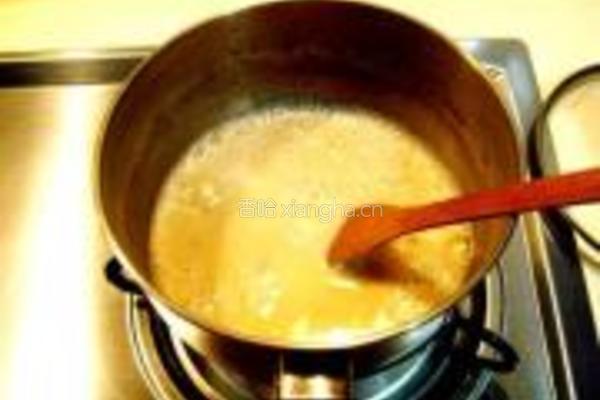 绿豆桂圆莲子糕的做法图解3
