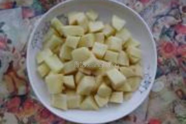 土豆腊肠焖饭的做法图解4