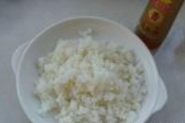 泡菜炒饭的做法图解1