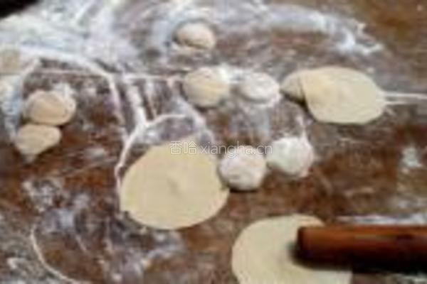 萝卜白菜水饺的做法图解9