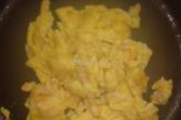 三文鱼鸡蛋炒饭的做法图解5