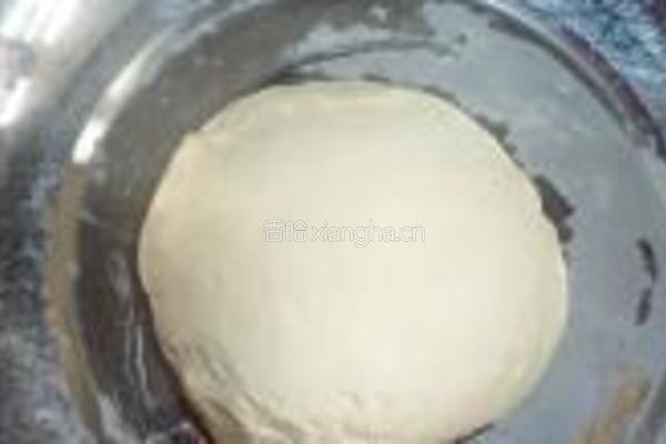 婆婆丁大蒸包的做法图解1
