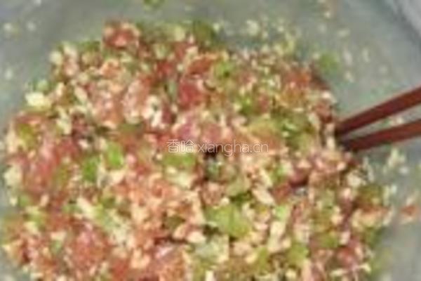 春笋芹菜鲜肉饺的做法图解7