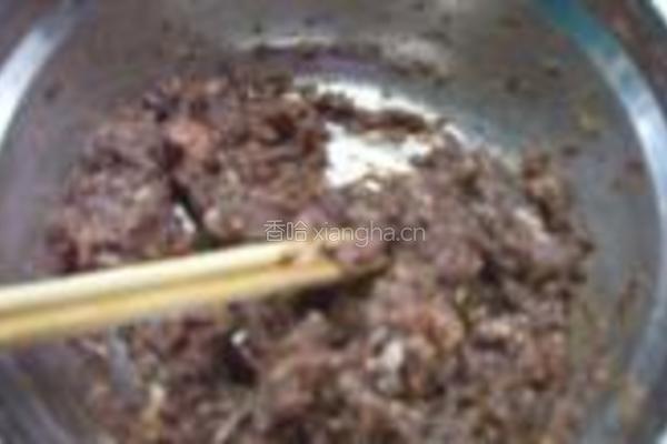 猪肉大葱馅饼的做法图解3