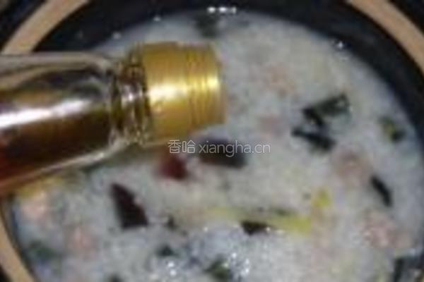 皮蛋瘦肉粥的做法图解7