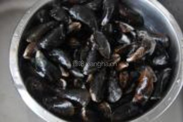 贻贝大虾意面的做法图解1