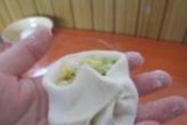 西葫芦鸡蛋包子的做法图解12